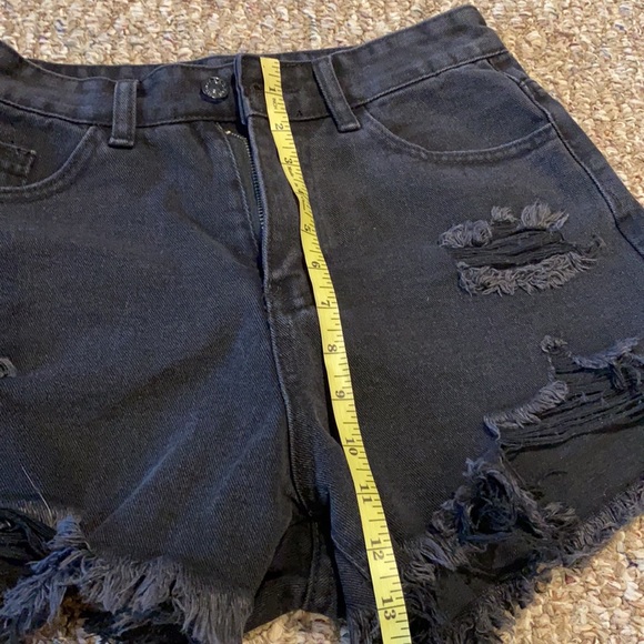 2 pair of SHEIN size small women’s cut off jean shorts. Fits like a M!! - Picture 5 of 8
